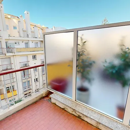 Lägenhet 2p Avec Terrasse Calme En Plein Centre De Menton, Proche Et Commerces - Fr-1-196-348 Menton