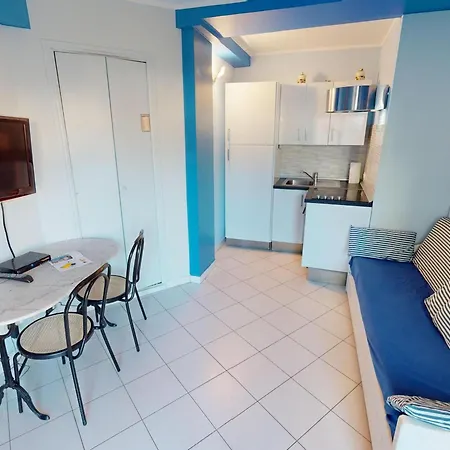 2p Avec Terrasse Calme En Plein Centre De Menton, Proche Et Commerces - Fr-1-196-348 Apartament *